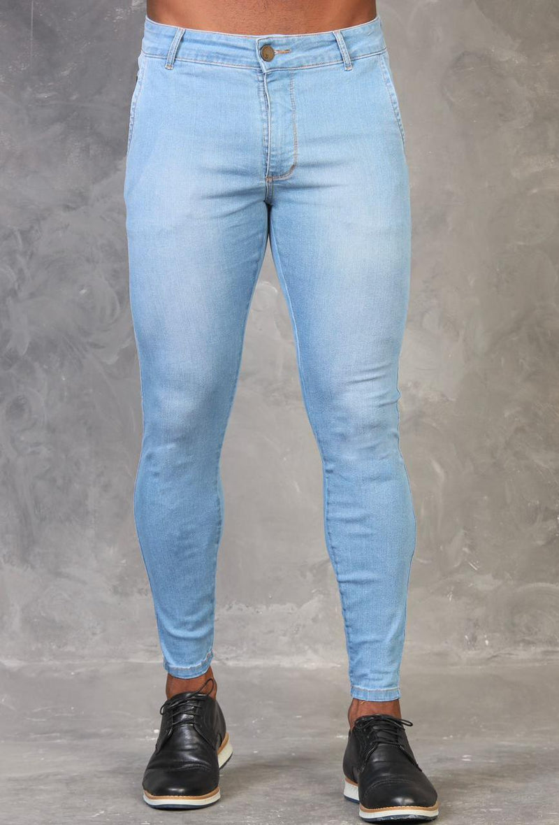 Calça jeans clara bolso alfaiataria 5% de elastano - invictacamisaria
