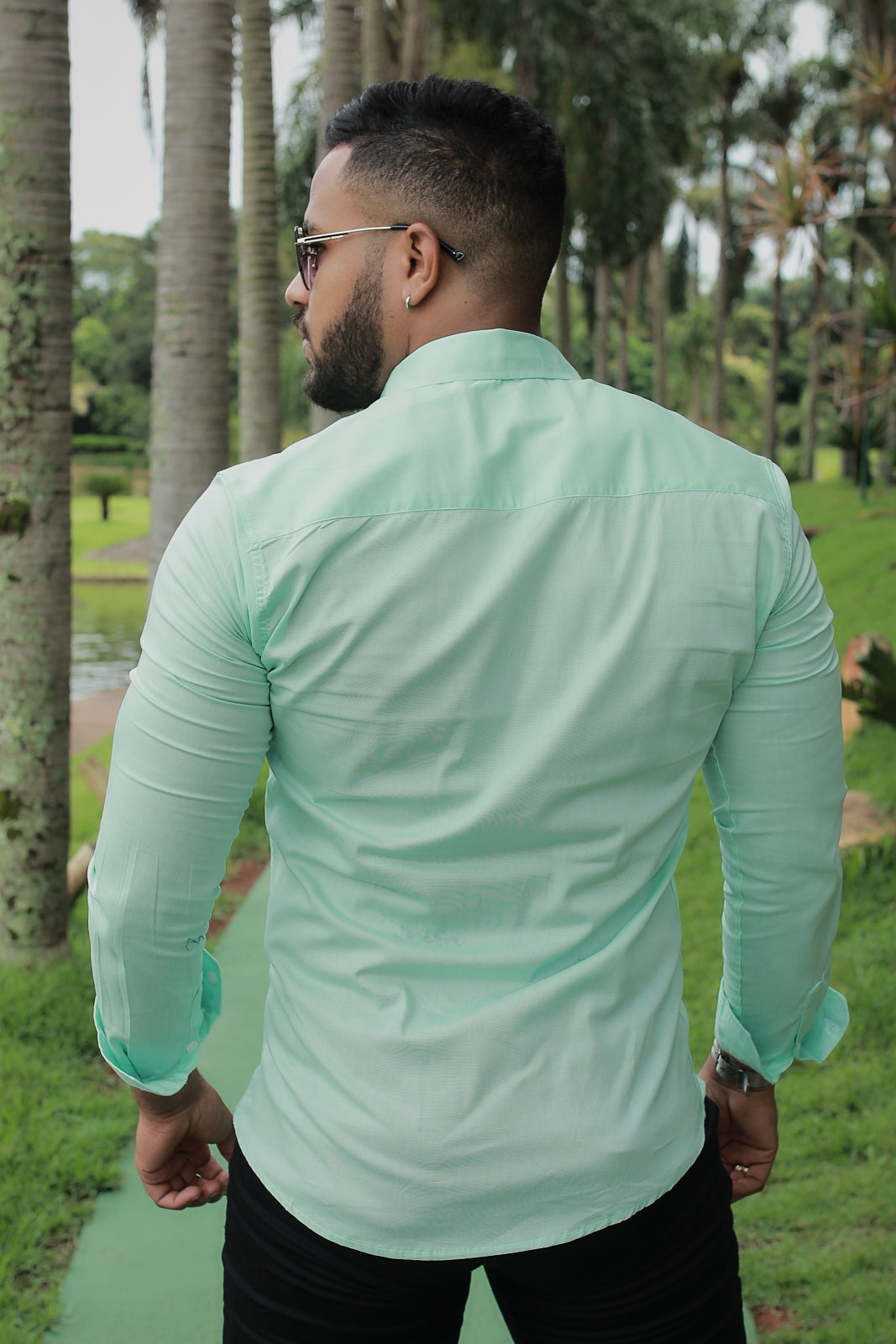 Camisa slim fit verde água manga longa