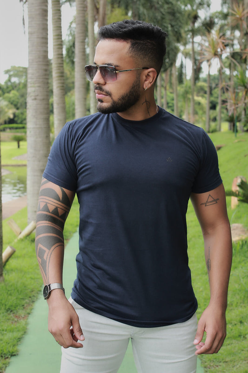 Camiseta Slim fit Basic Premium Azul Marinho