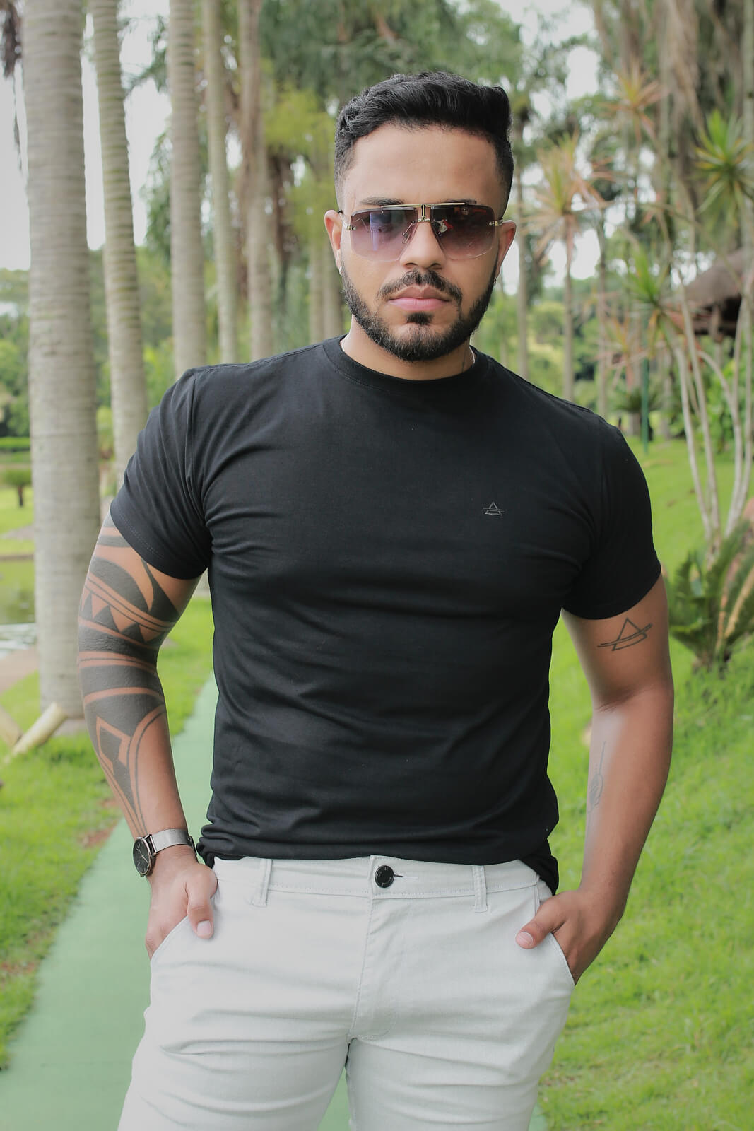 KIT 4 CAMISETAS PREMIUM BRANCA/CINZA/PRETO/BAMBU