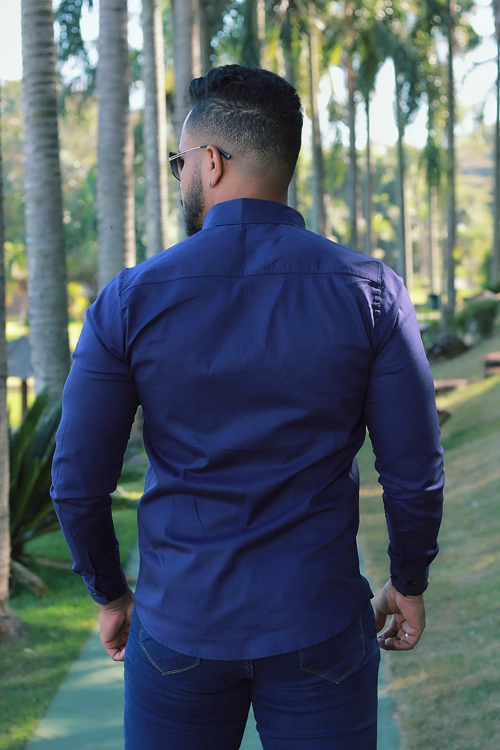 Camisa Slim Fit Azul Marinho Manga Longa