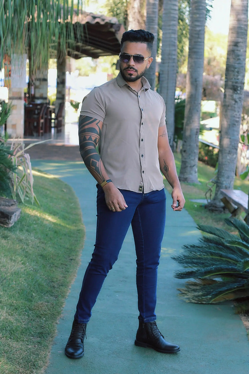 Camisa Slim Fit Lisa Marrom Passa Facil (Não Amarrota)