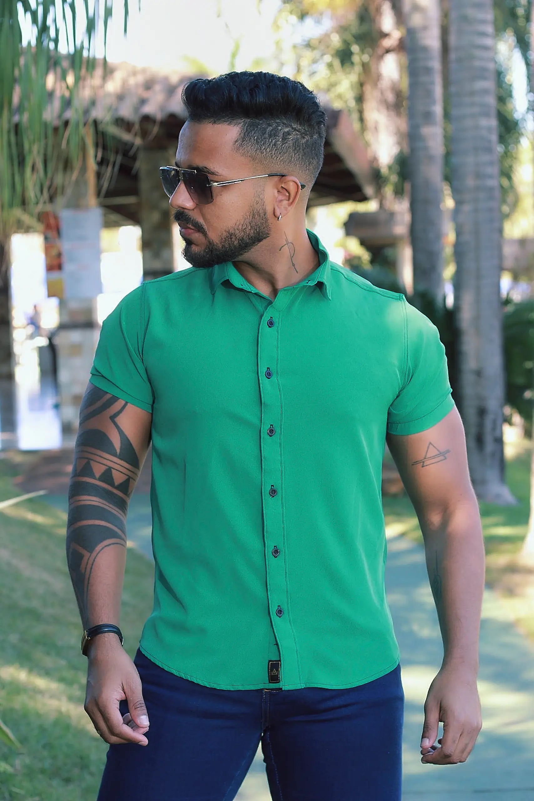 Camisa Slim Fit Lisa Verde Bandeira Passa Facil (Não Amarrota)