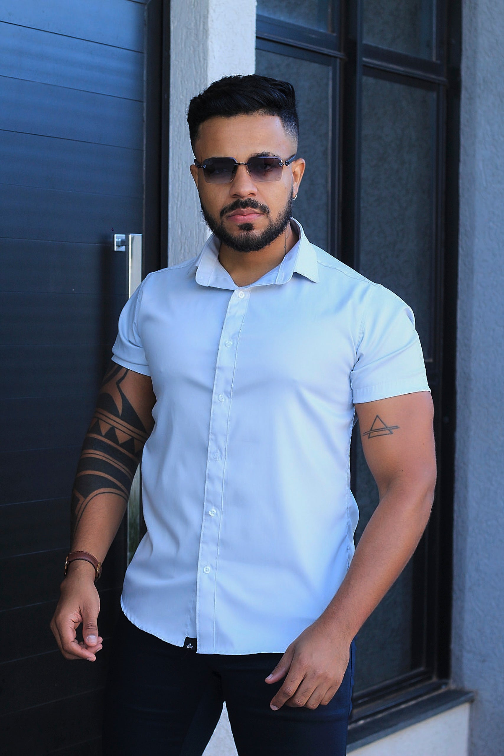 Camisa Slim Fit Camisa Tecnológica Acetinada que não Amassa Armani Prateada