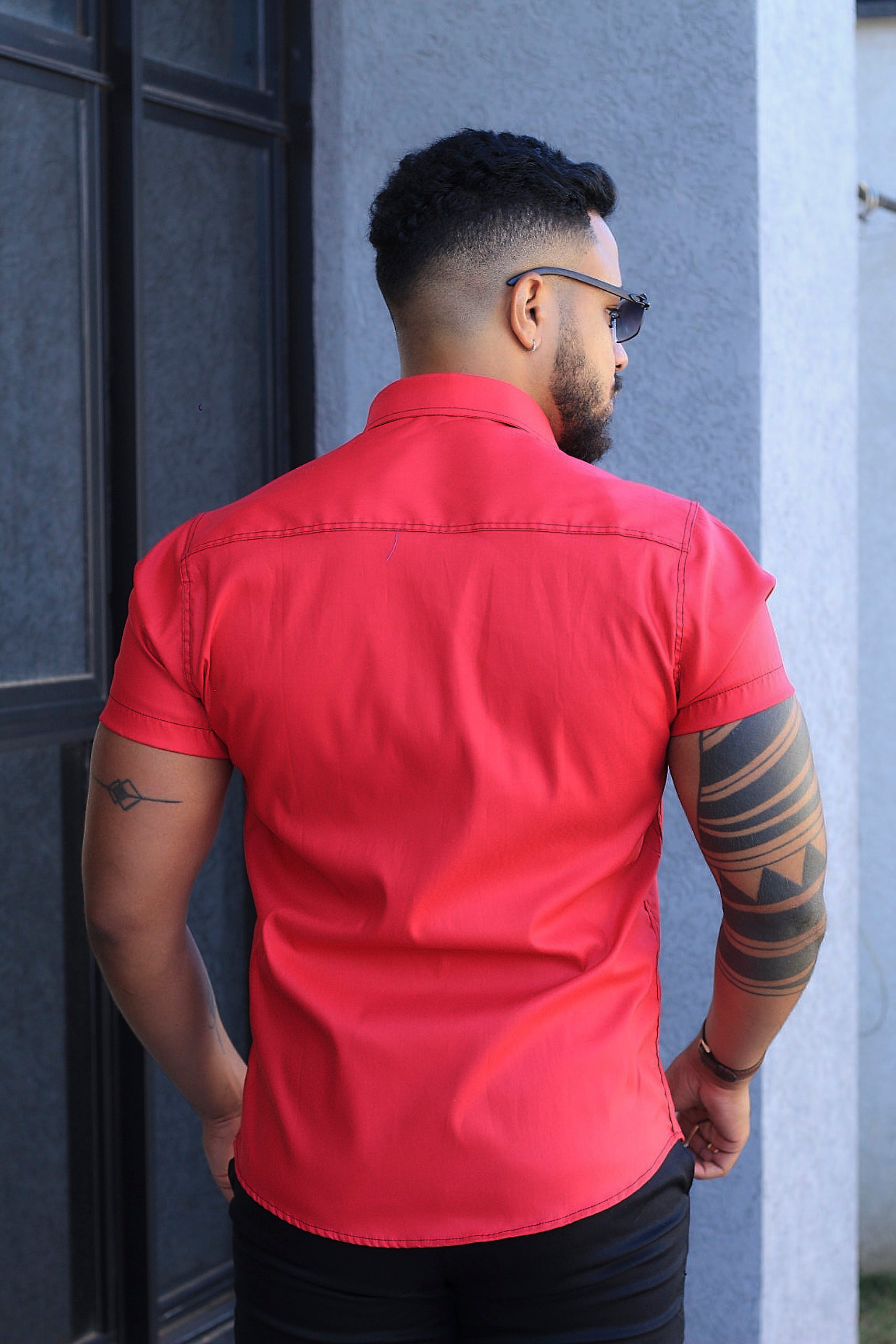 Camisa Slim Fit Camisa Tecnológica Acetinada que não Amassa Armani Vermelha