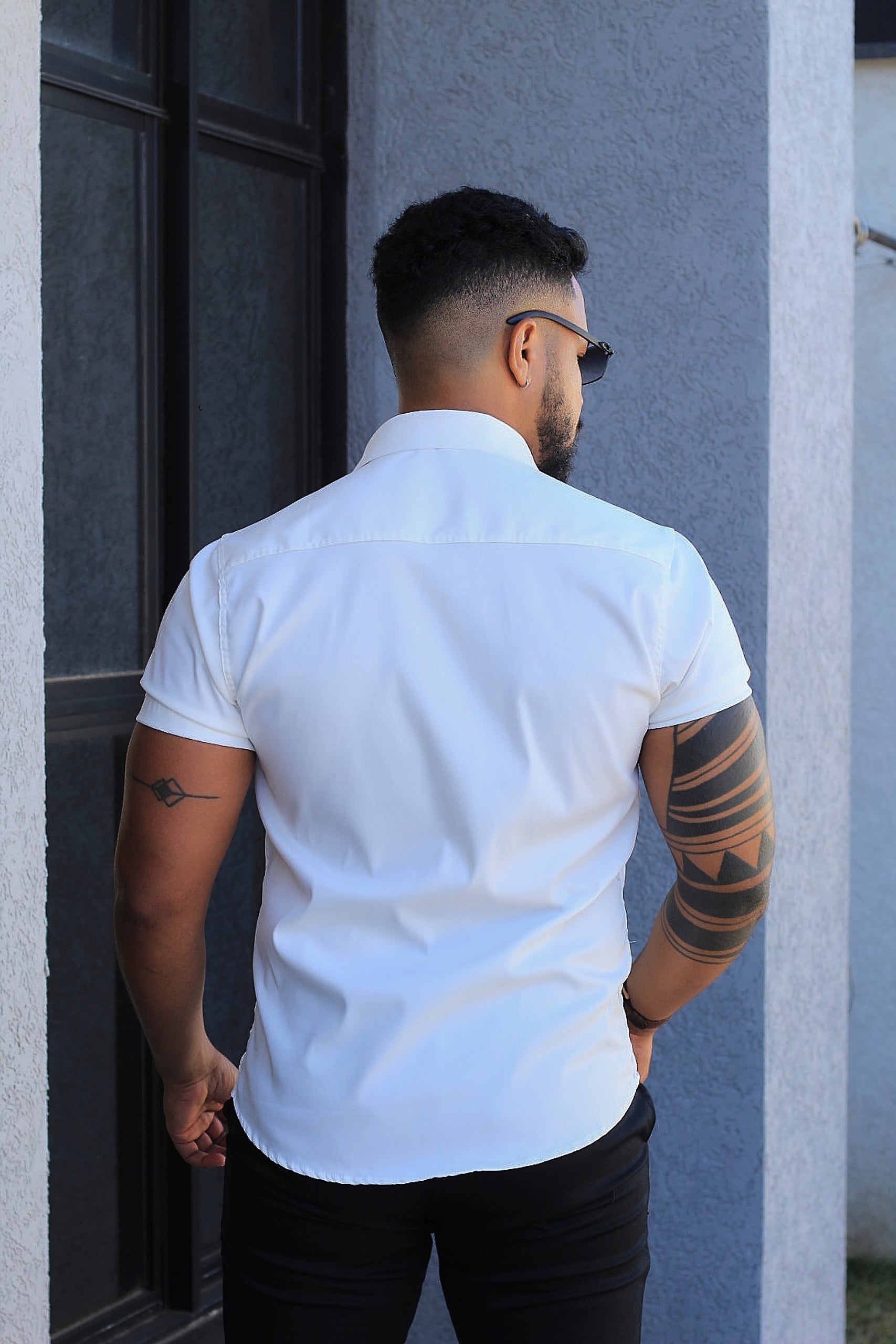 Camisa Slim Fit Camisa Tecnológica Acetinada que não Amassa Armani Amarelo BB