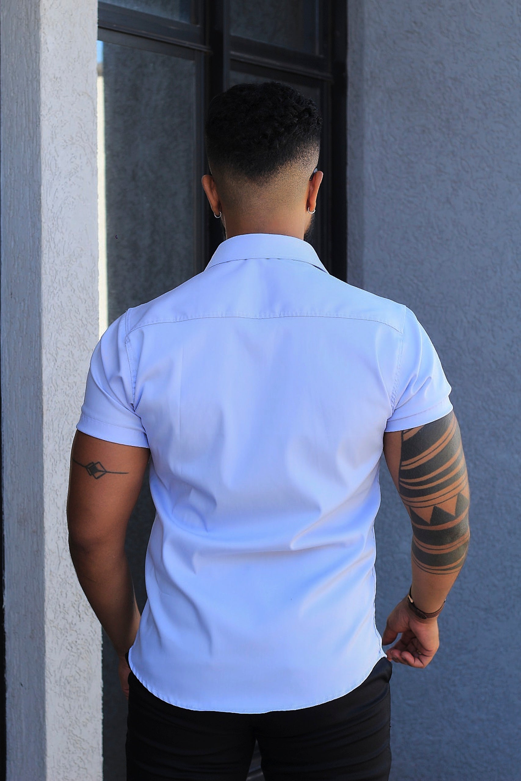 Camisa Slim Fit Camisa Tecnológica Acetinada que não Amassa Armani Lilás