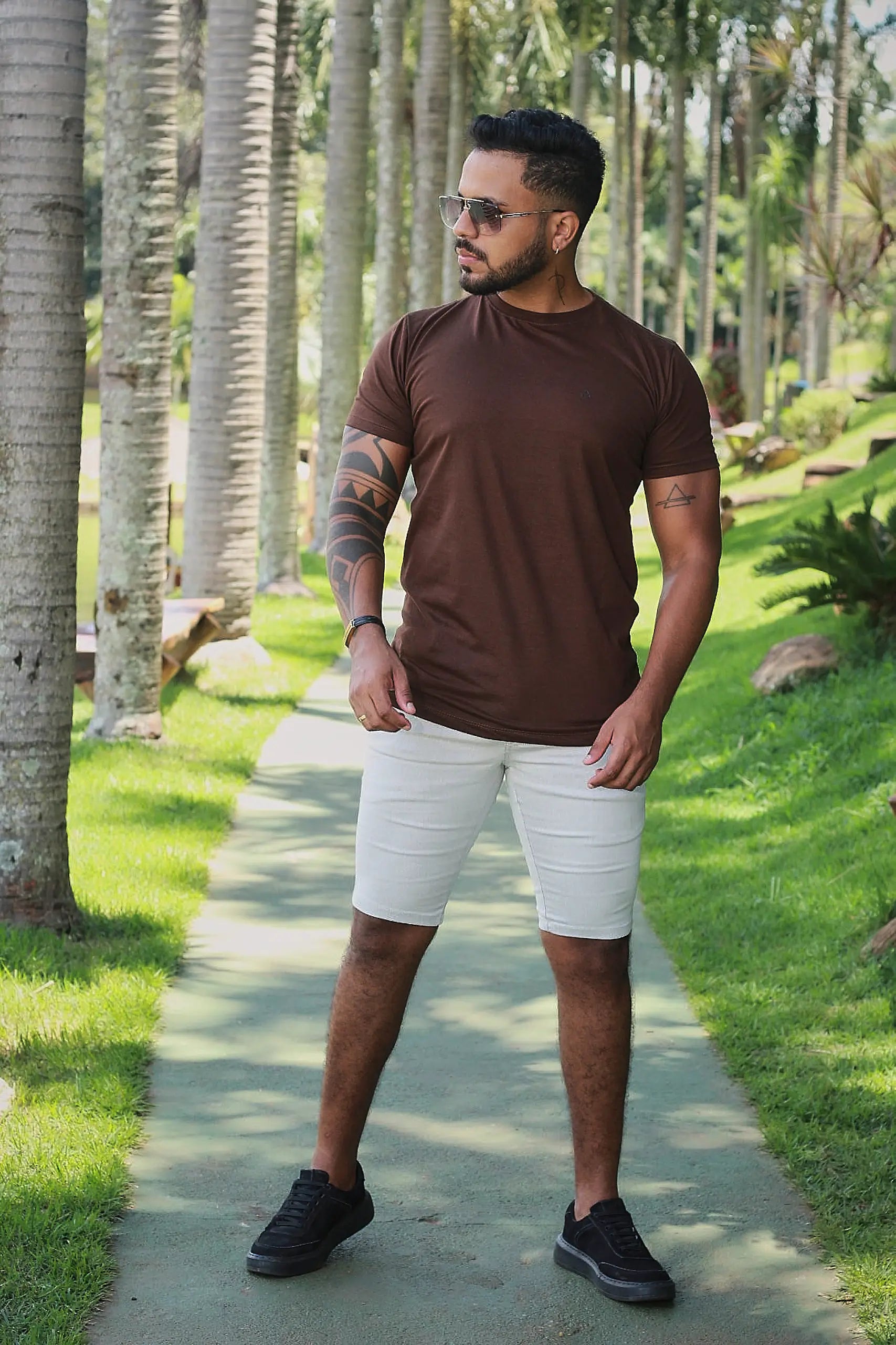 Camiseta Slim fit Basic Premium Marrom