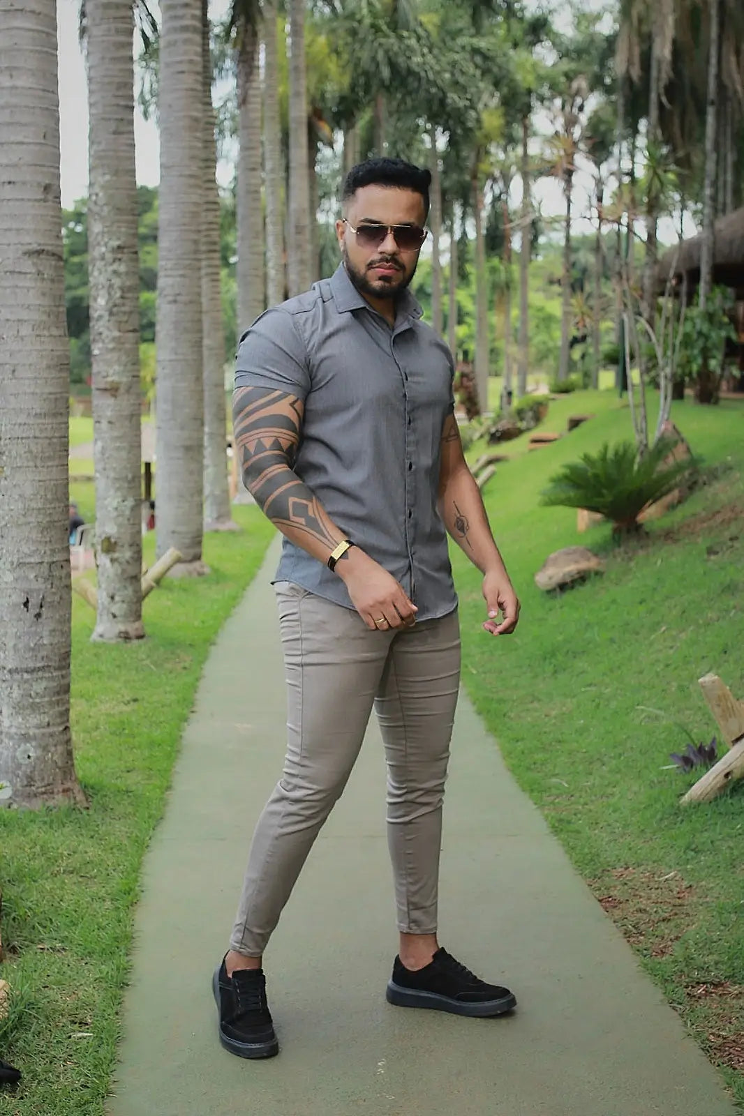 Camisa Slim Fit Cinza Chumbo