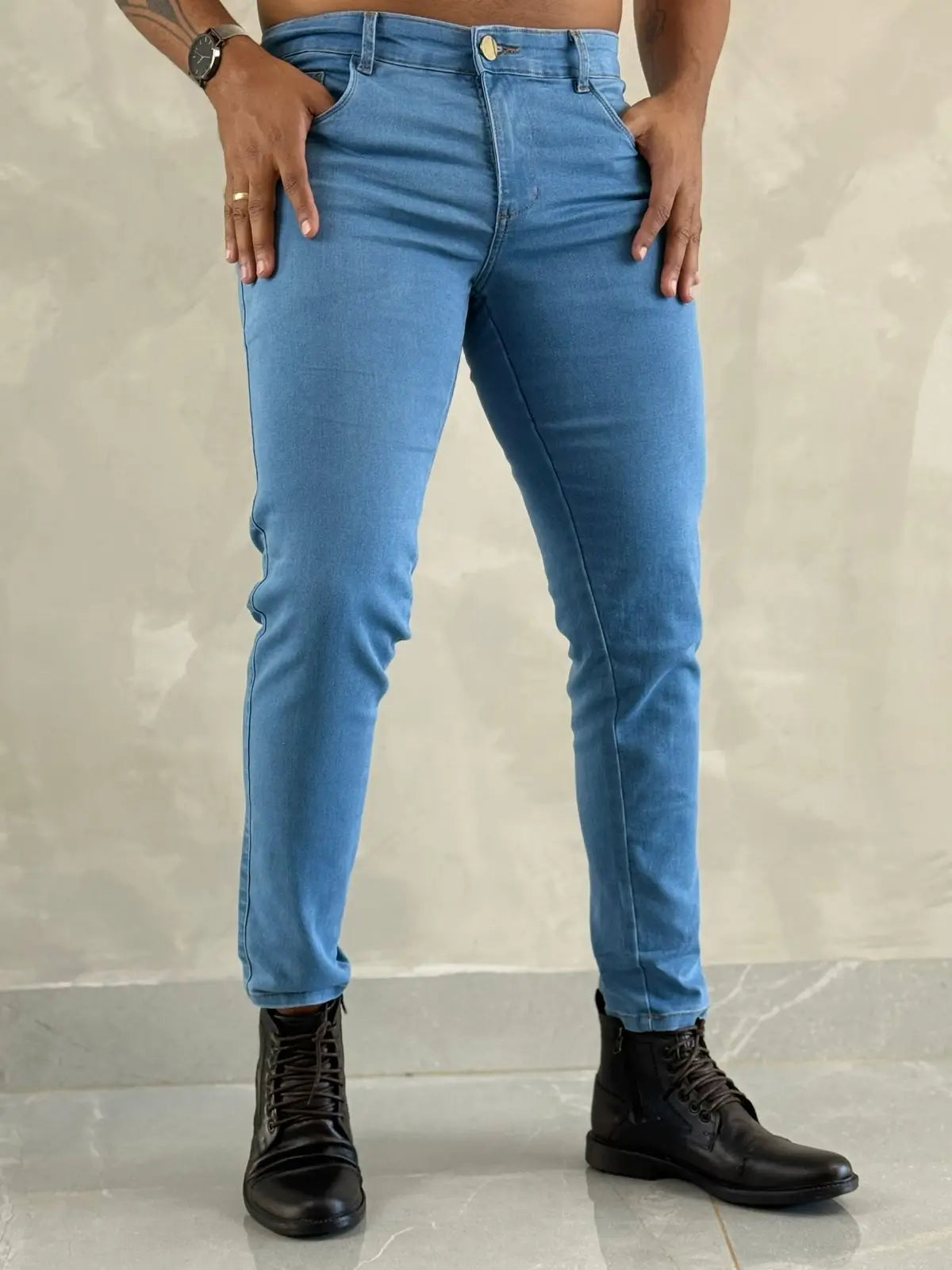 Calça Jeans Com Elastano Premium Com Etiqueta De Couro