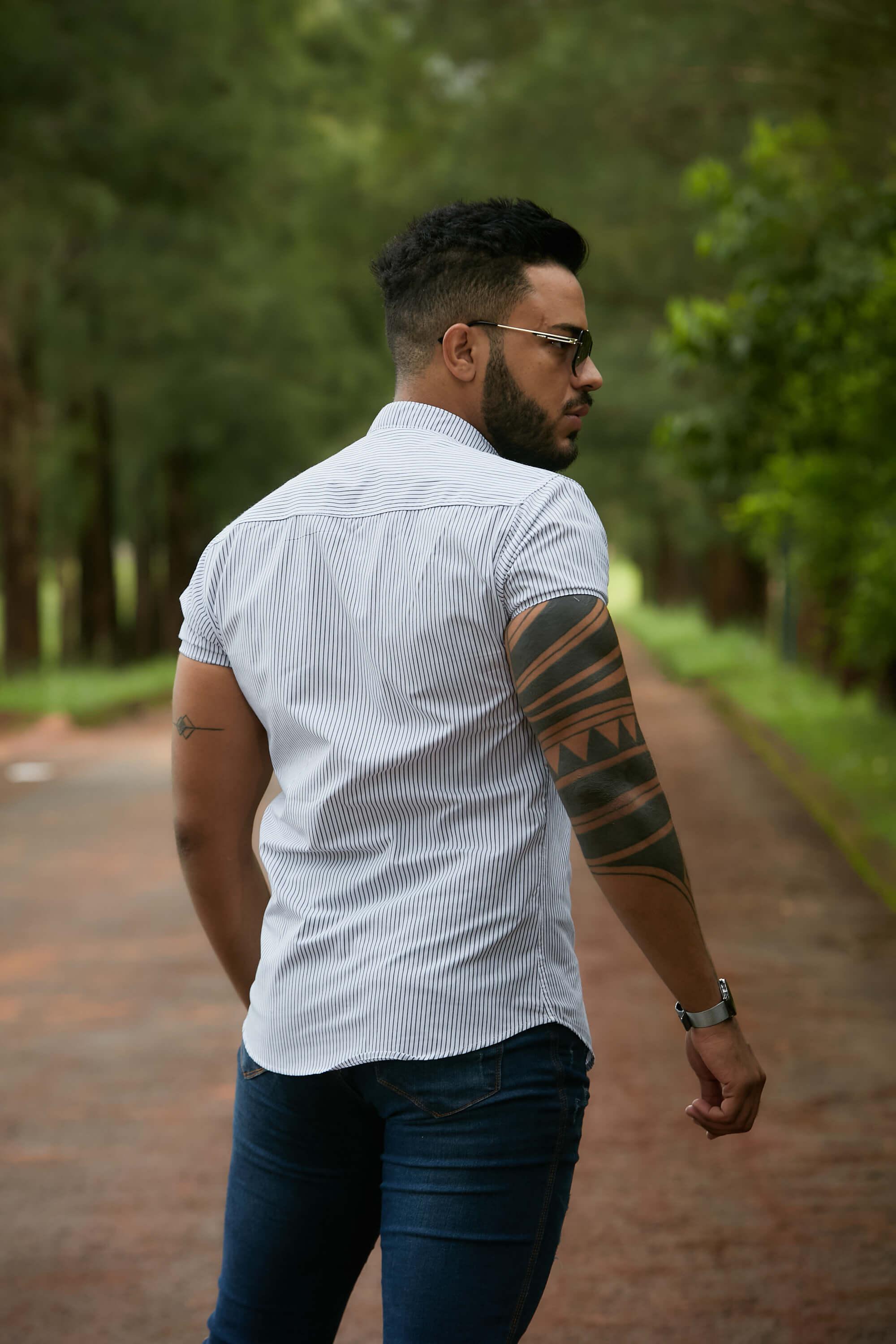 CAMISA SLIM FIT GOLA PADRE NEBRASKA - invictacamisaria